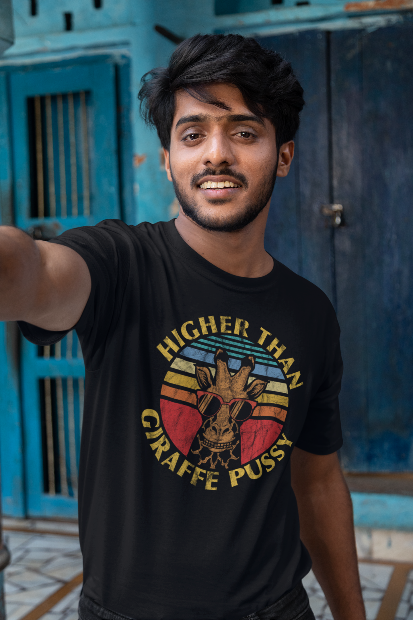 Higher Than Giraffe Pussy T-Shirt | Magic Leaf Tees