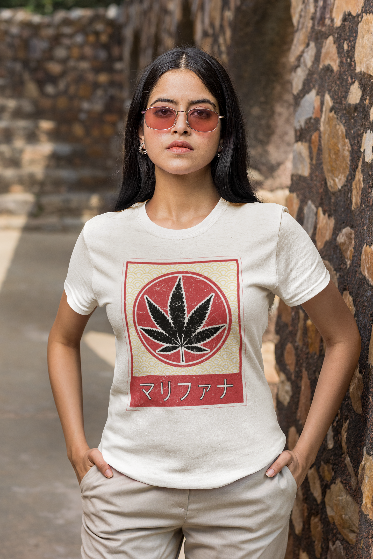 Vintage Japanese-Style Weed Leaf T-Shirt - Unique Cannabis Apparel with Katakana Script