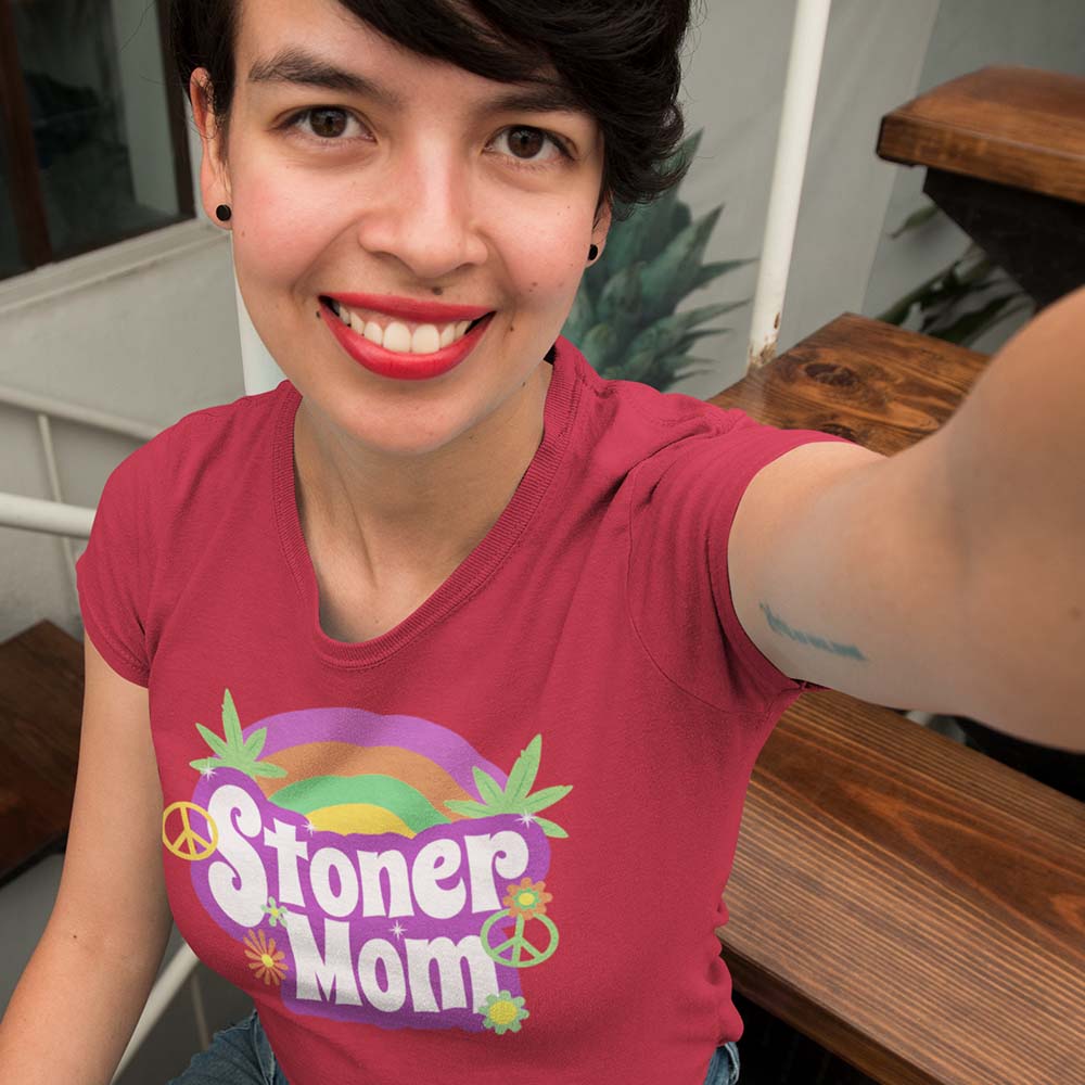 Stoner Mom Rainbow Mother's Day T-Shirt - Magic Leaf Tees